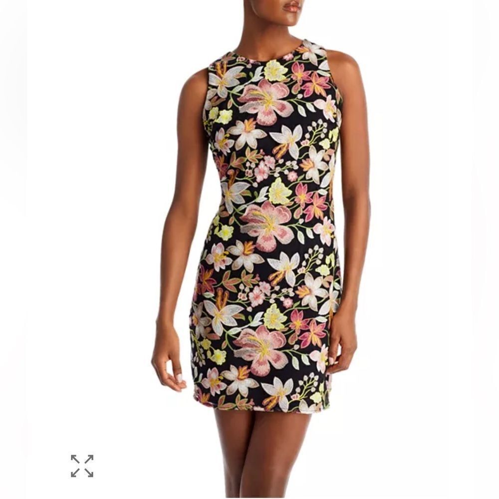 NWT- Sam Edelman
Sephia Bloom Bow Back Embroidered Dress